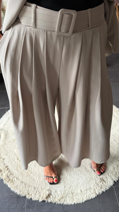 Bermuda style jupe culotte rayé Taupe