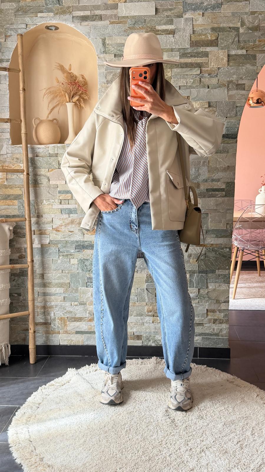 Chemise à cravate rayée