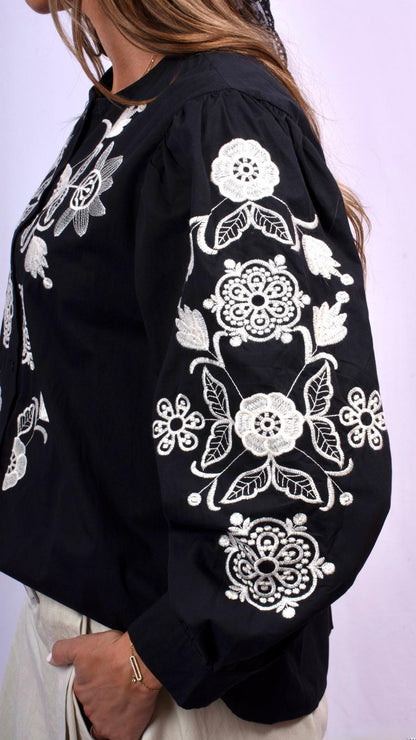 Chemise fleur brodée Noir