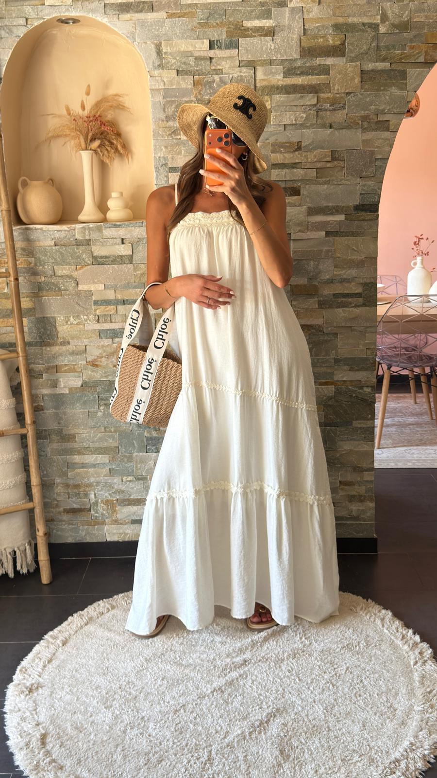 Robe bohème fluide détails brodés Crème